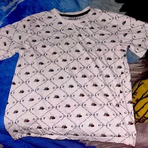 A small shirt in adults don’t wear anymore